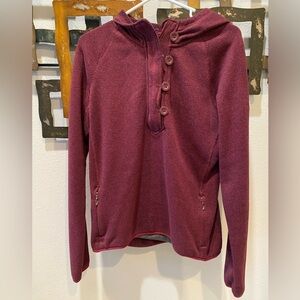 North Face Women’s Better Sweater Sz XL Maroon Hooded